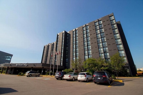 Edward Hotel North York image 1