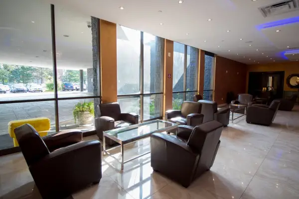 Edward Hotel North York 5